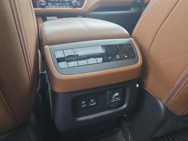 2023 Nissan Pathfinder Platinum 4WD