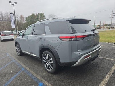 2023 Nissan Pathfinder Platinum 4WD