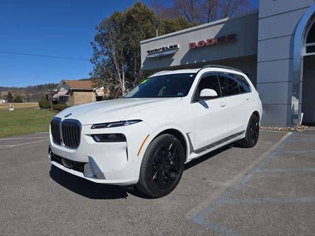 2026 BMW X7 xDrive40i Sports Activity Vehicle