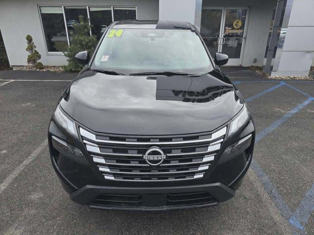 2024 Nissan Rogue AWD SV