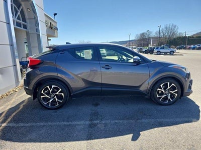 2018 Toyota C-HR XLE Premium FWD (Natl)