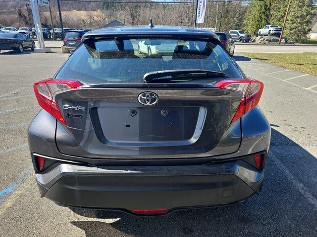 2018 Toyota C-HR XLE Premium FWD (Natl)