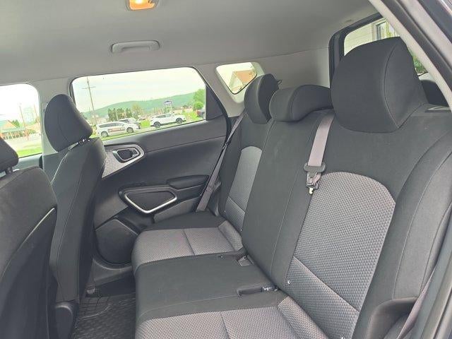 2023 Kia Soul LX IVT