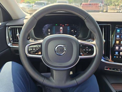 2025 Volvo V60 Cross Country B5 AWD Plus