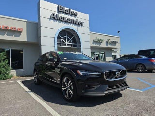 2025 Volvo V60 Cross Country B5 AWD Plus