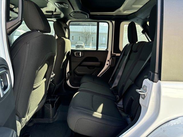 2022 Jeep Wrangler Unlimited Sahara 4x4