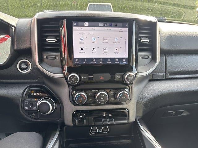2022 RAM 1500 Big Horn 4x4 Quad Cab 6'4" Box
