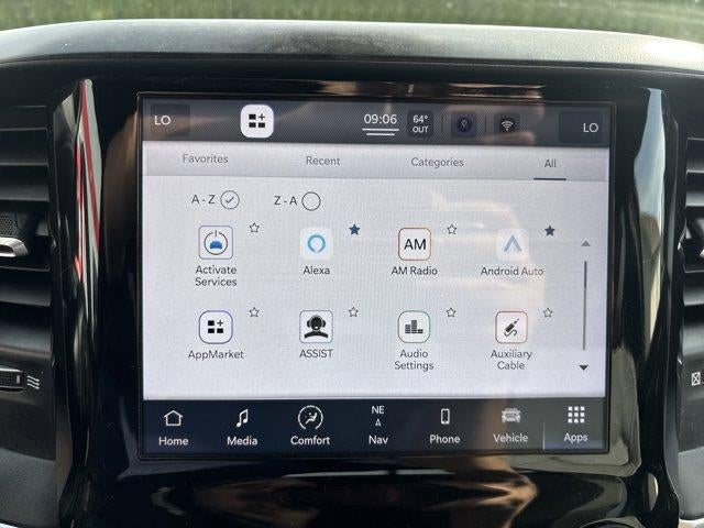 2022 RAM 1500 Big Horn 4x4 Quad Cab 6'4" Box