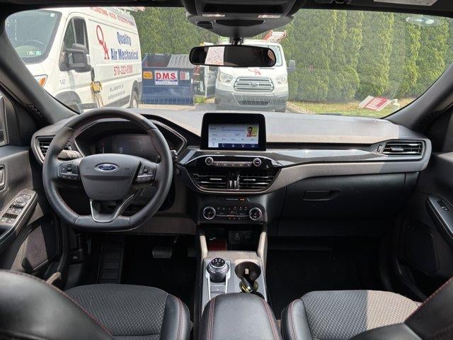 2025 Ford Escape ST-Line Select AWD