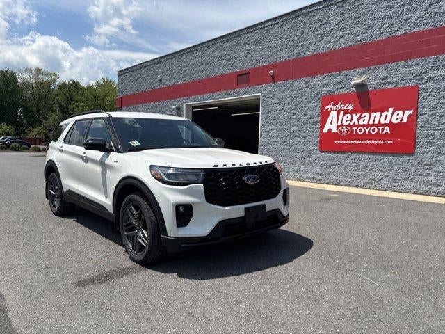 2025 Ford Explorer ST-Line 4WD