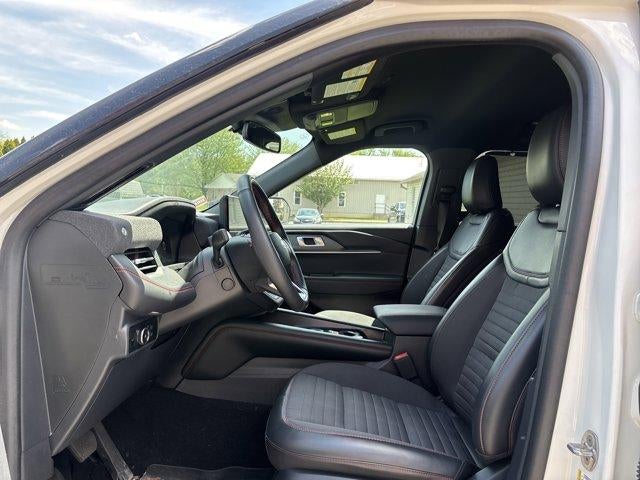 2025 Ford Explorer ST-Line 4WD