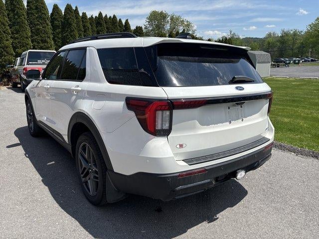 2025 Ford Explorer ST-Line 4WD