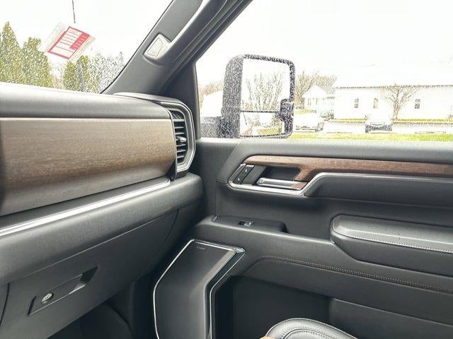 2024 Chevrolet Silverado 2500 HD Crew Cab Standard Box 4-Wheel Drive High Country