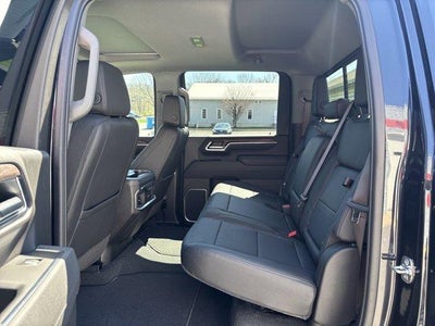 2026 GMC Sierra 2500 HD Crew Cab Standard Box 4-Wheel Drive SLT