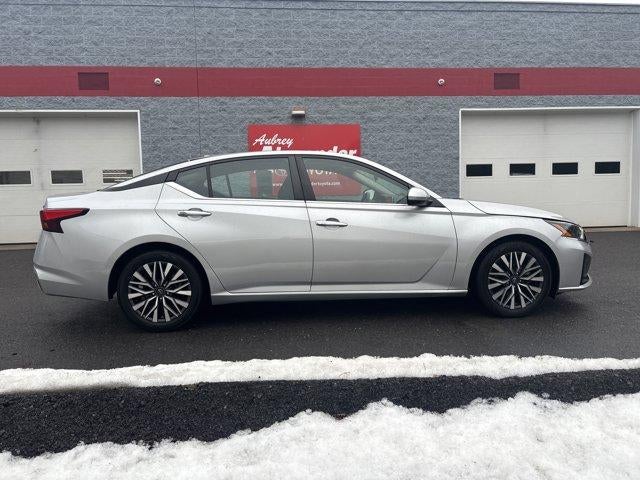2023 Nissan Altima 2.5 SV Sedan