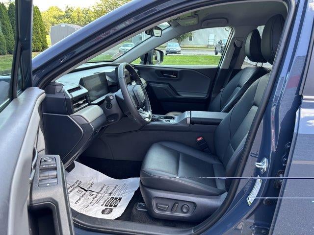 2026 Toyota RAV4 XLE Premium AWD (Natl)