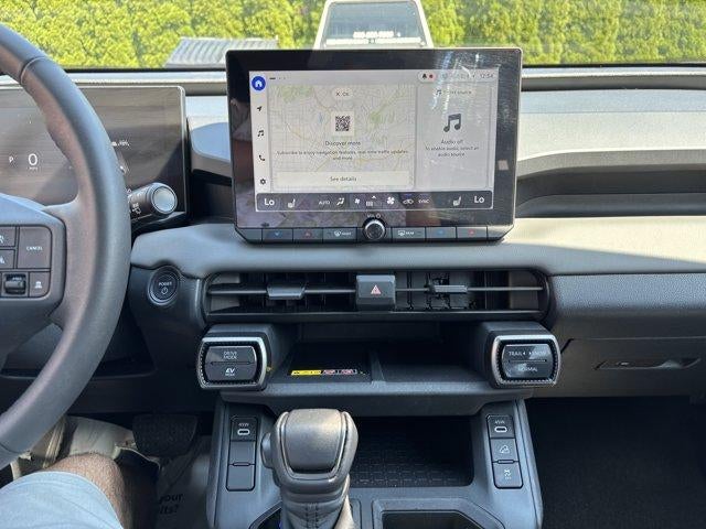 2026 Toyota RAV4 XLE Premium AWD (Natl)