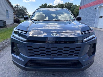 2026 Toyota RAV4 XLE Premium AWD (Natl)