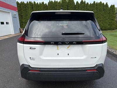 2026 Toyota RAV4 XLE Premium AWD (Natl)