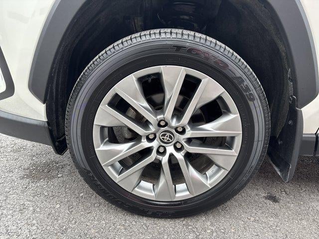 2022 Toyota RAV4 XLE Premium AWD (Natl)