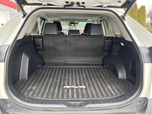 2022 Toyota RAV4 XLE Premium AWD (Natl)