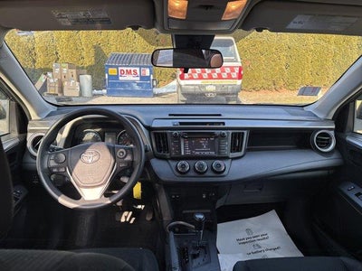 2017 Toyota RAV4 LE AWD (Natl)