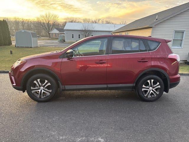 2018 Toyota RAV4 LE AWD (Natl)