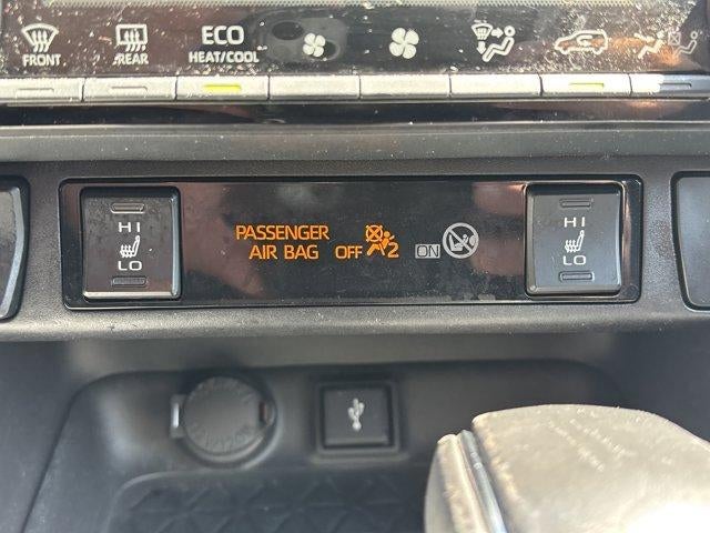 2020 Toyota RAV4 Hybrid XSE AWD (Natl) *Ltd Avail*