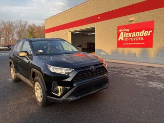 2019 Toyota RAV4 LE AWD (Natl)