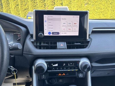 2024 Toyota RAV4 LE AWD (Natl)