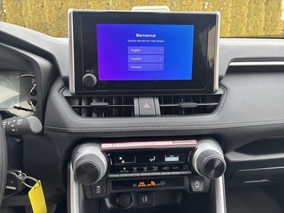 2025 Toyota RAV4 LE AWD (Natl)