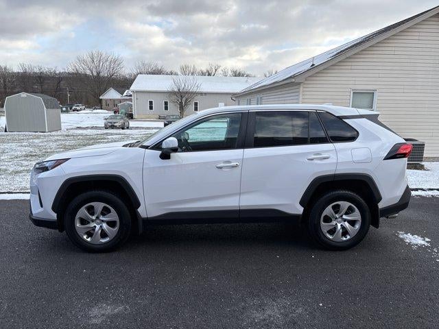 2023 Toyota RAV4 LE FWD (GS)