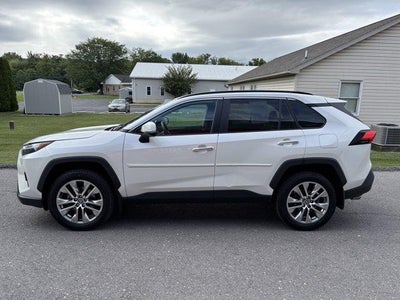 2022 Toyota RAV4 Limited AWD (GS)