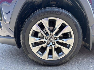 2019 Toyota RAV4 Limited AWD (GS)