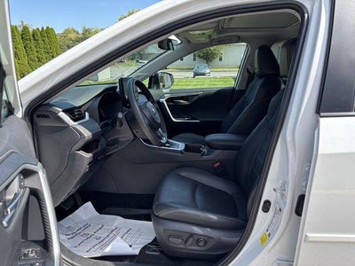 2025 Toyota RAV4 Limited AWD (GS)