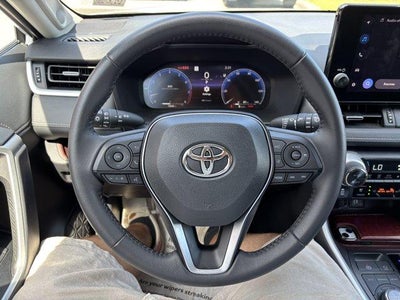 2025 Toyota RAV4 Limited AWD (GS)
