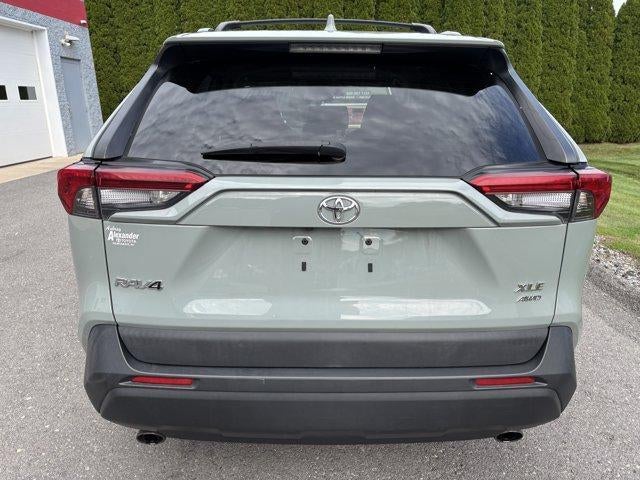 2020 Toyota RAV4 XLE AWD (Natl)