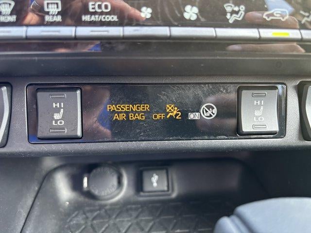 2021 Toyota RAV4 XLE AWD (Natl)