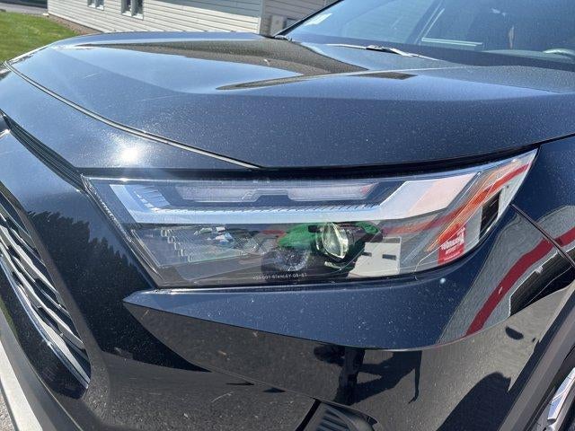 2025 Toyota RAV4 XLE AWD (Natl)