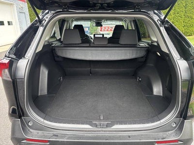 2025 Toyota RAV4 XLE AWD (Natl)