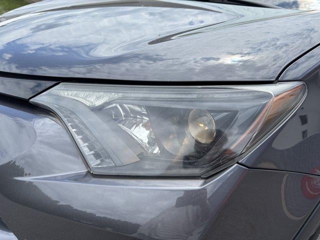 2018 Toyota RAV4 Adventure AWD (Natl)
