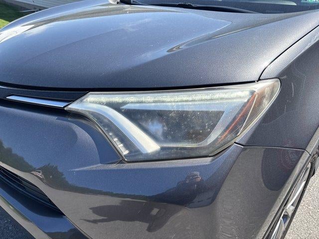 2017 Toyota RAV4 Limited FWD (Natl)