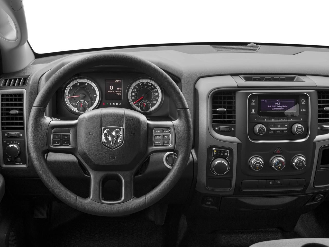 2017 RAM 1500 Express 4x4 Crew Cab 5'7" Box