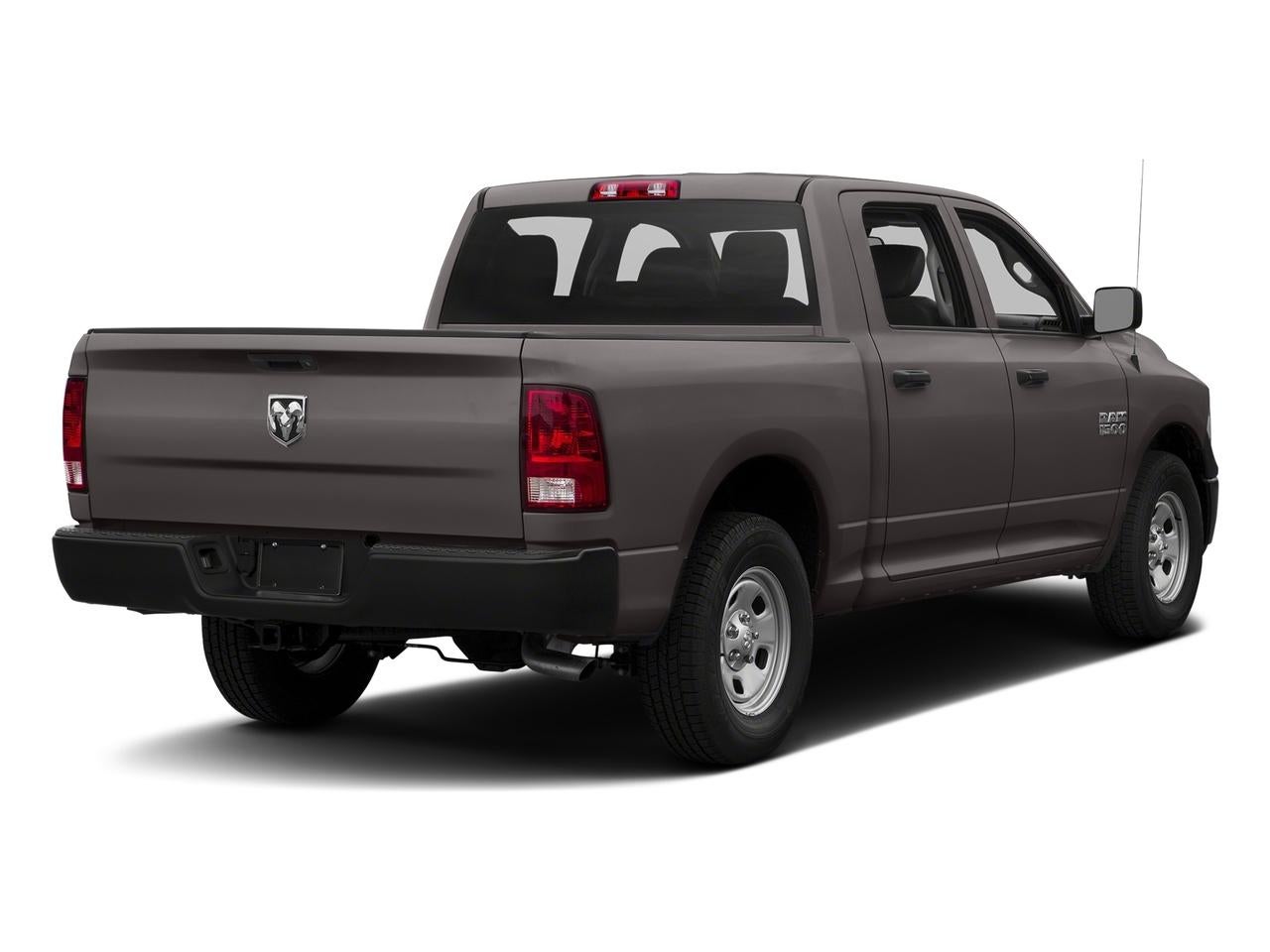 2017 RAM 1500 Express 4x4 Crew Cab 5'7" Box