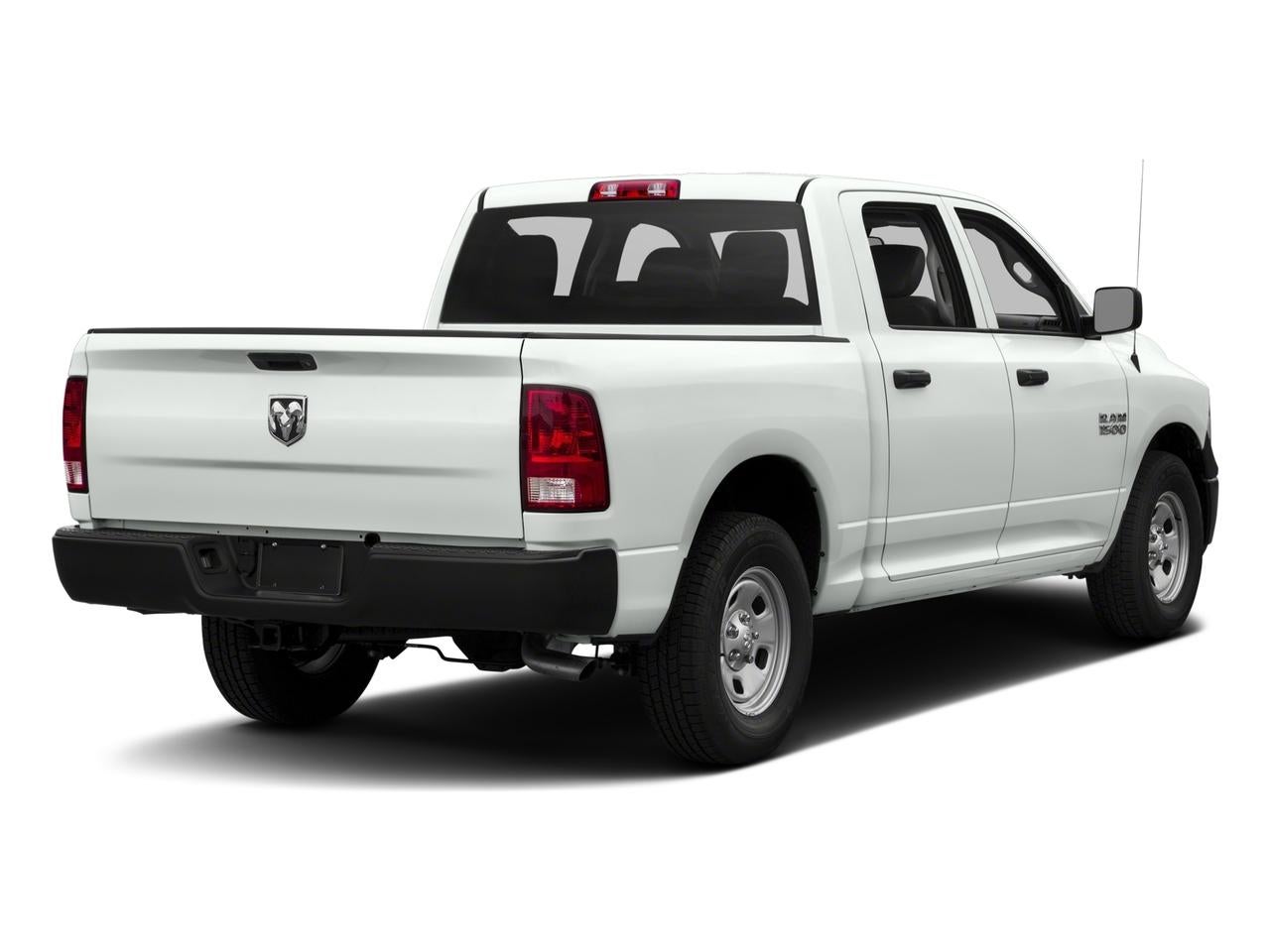 2017 RAM 1500 Express 4x4 Crew Cab 5'7" Box