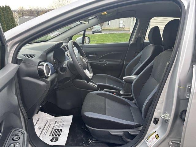 2025 Nissan Versa SV CVT