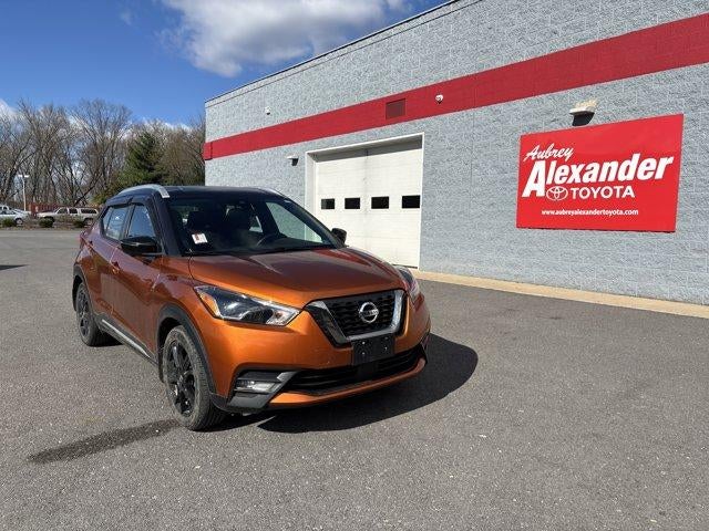 2020 Nissan Kicks SR FWD