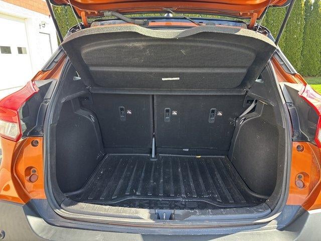 2020 Nissan Kicks SR FWD