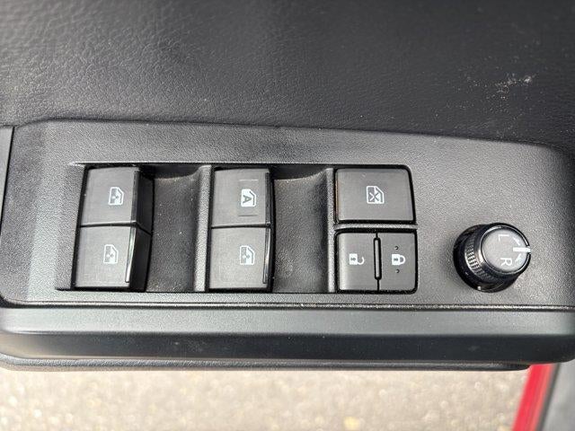 2023 Toyota Tacoma 4WD 4WD SR Double Cab 5' Bed V6 AT (GS)