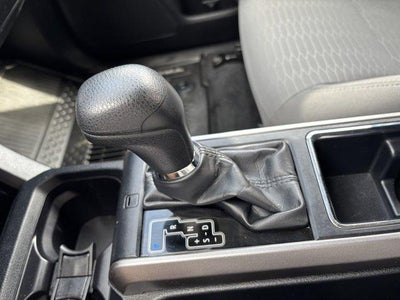 2019 Toyota Tacoma 4WD 4WD SR5 Double Cab 5' Bed V6 AT (GS)